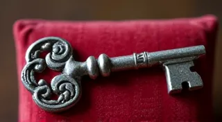 Rare and Valuable Antique Keys: Spotting the Treasures