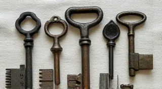 Regional Variations in Antique Keys: American, European, and Beyond